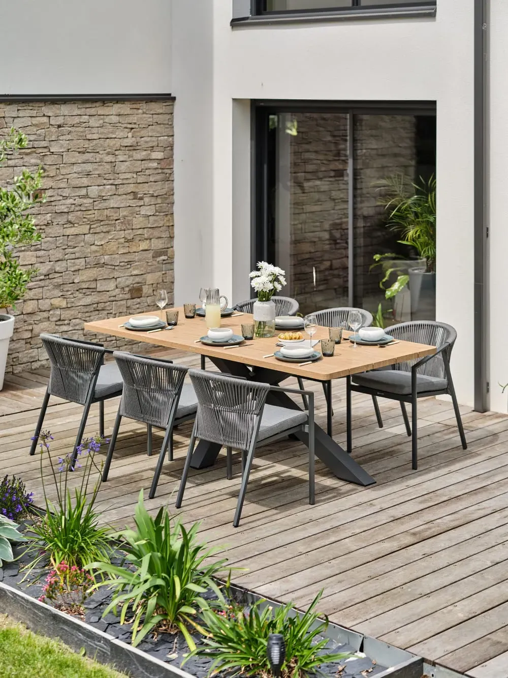 Illustration numéro 2 du produit Ensemble repas de jardin 6 places - Gris anthracite