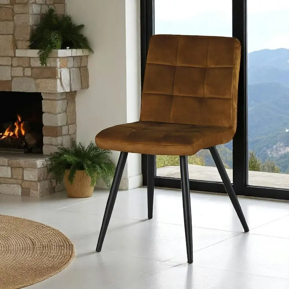 Illustration numéro 2 du produit Lot de 2 chaises en velours capitonné moutarde design moderne