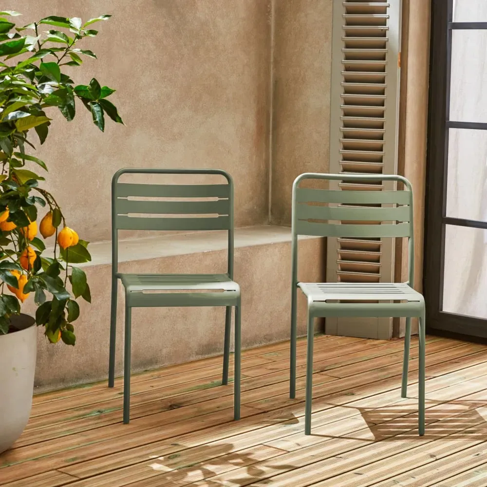 Illustration numéro 2 du produit Lot de 2 chaises de jardin, vert