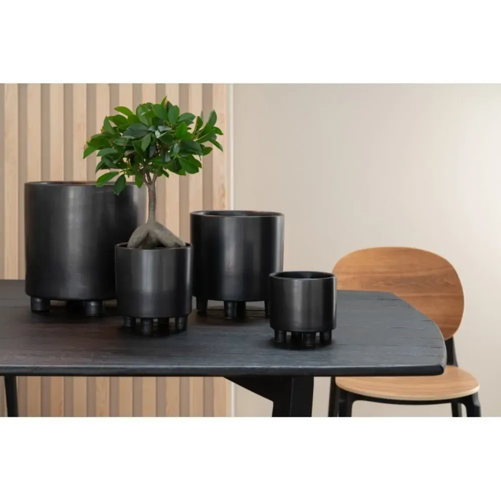 Illustration numéro 2 du produit Cache-pot sur pied en céramique noir 15x15x16cm