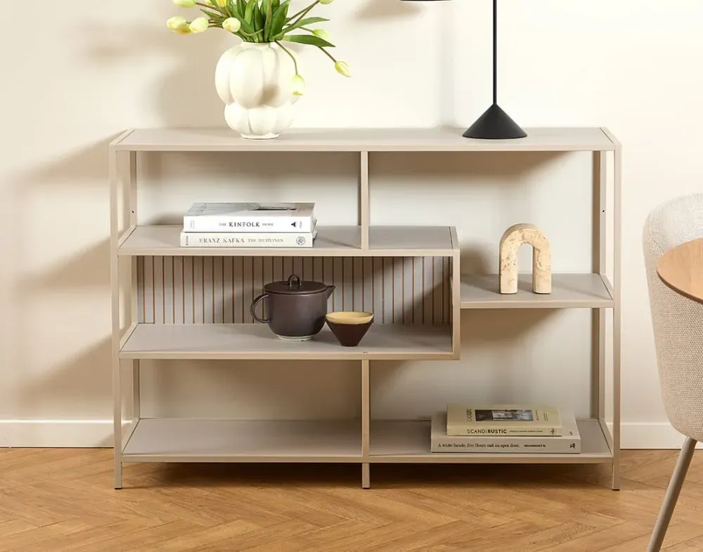 Illustration numéro 2 du produit Étagère industrielle en acier et métal 114cm gris