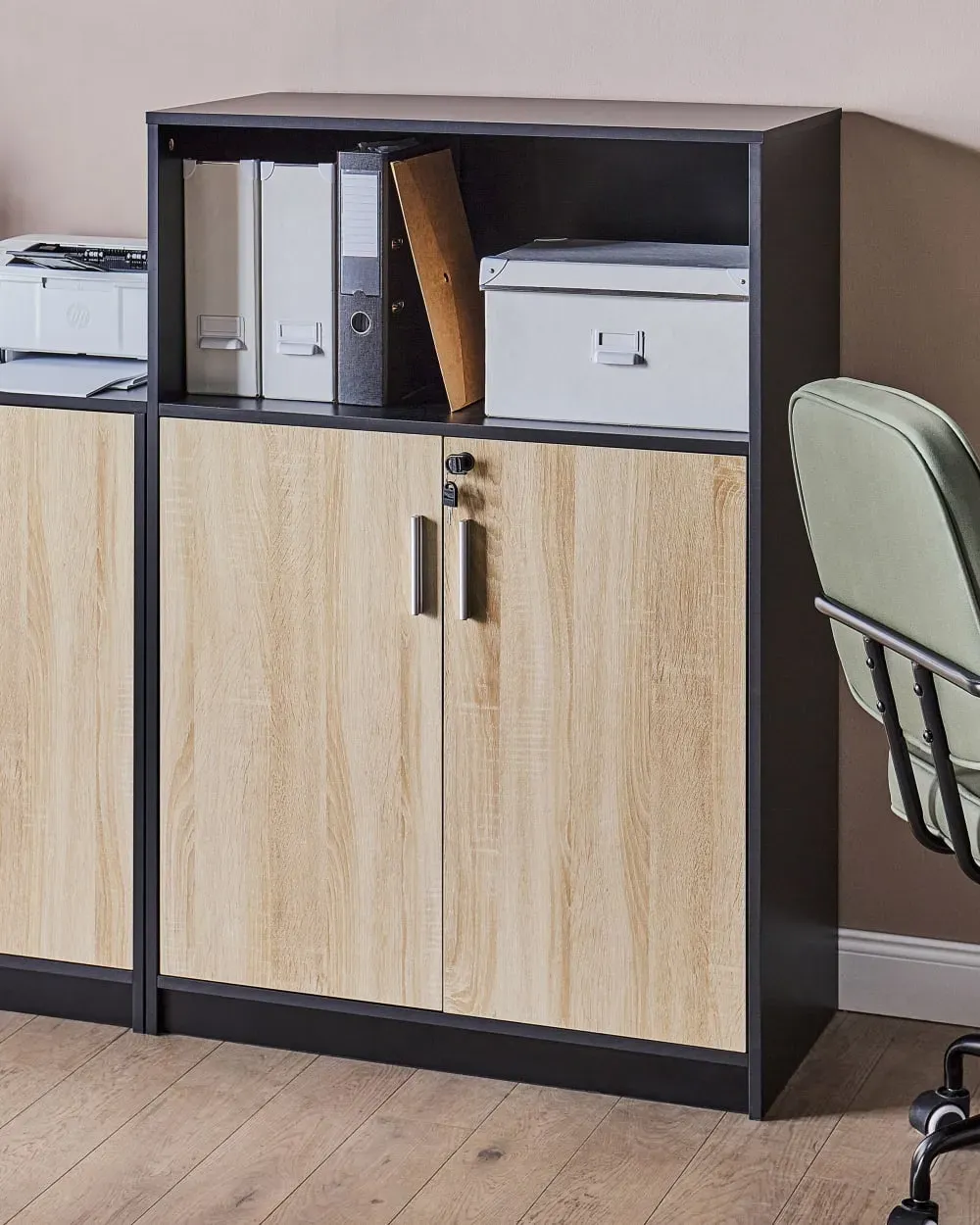 Illustration numéro 2 du produit Meuble de rangement marron noir