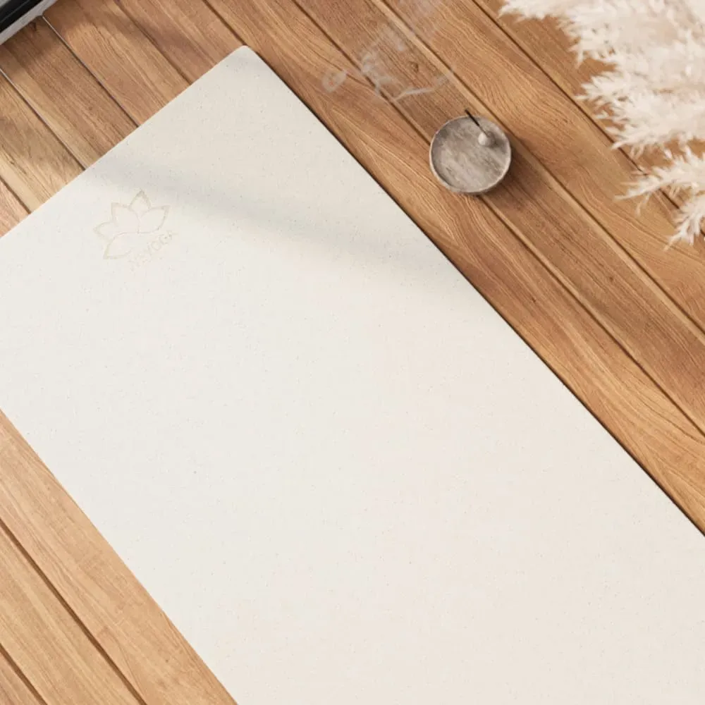 Illustration numéro 2 du produit Tapis descente de lit de bien-être yoga liège beige 60x190