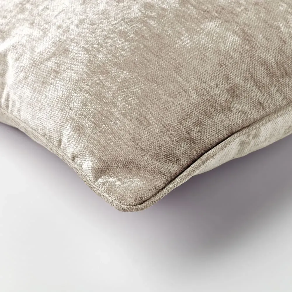 Illustration numéro 2 du produit coussin beige 60x60 cm