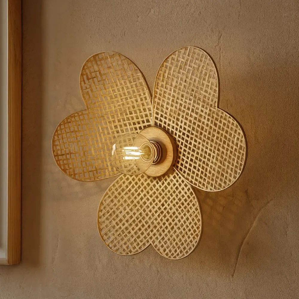 Illustration numéro 2 du produit Applique murale en forme de fleur en bambou d45cm