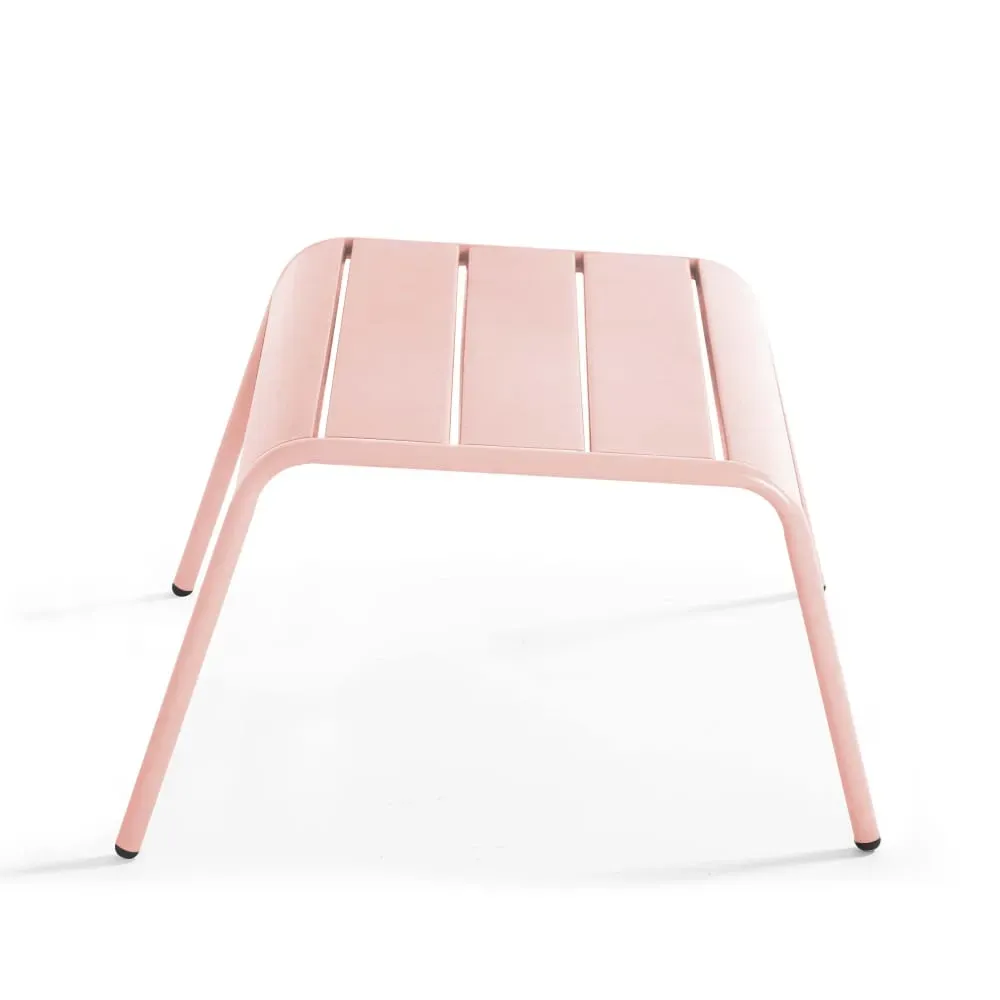 Illustration numéro 2 du produit Repose pied en métal rose poudré