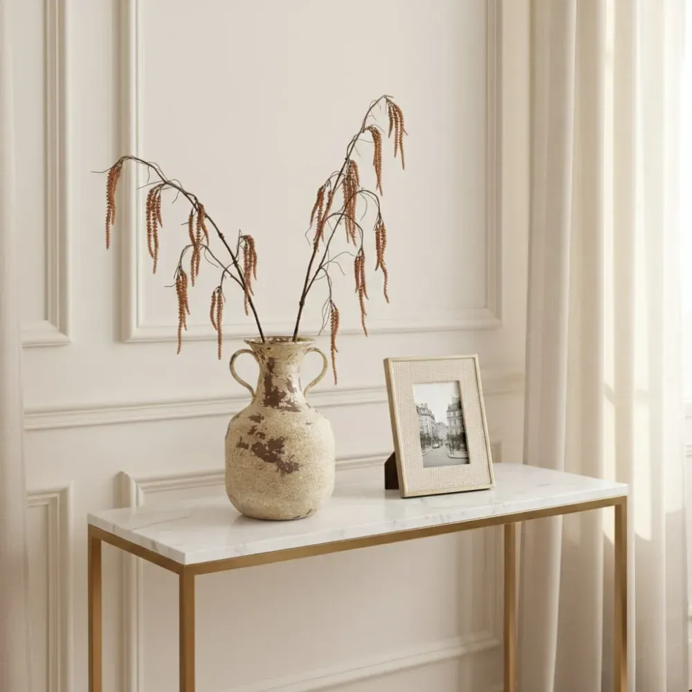 Illustration numéro 2 du produit Vase en métal gris H34