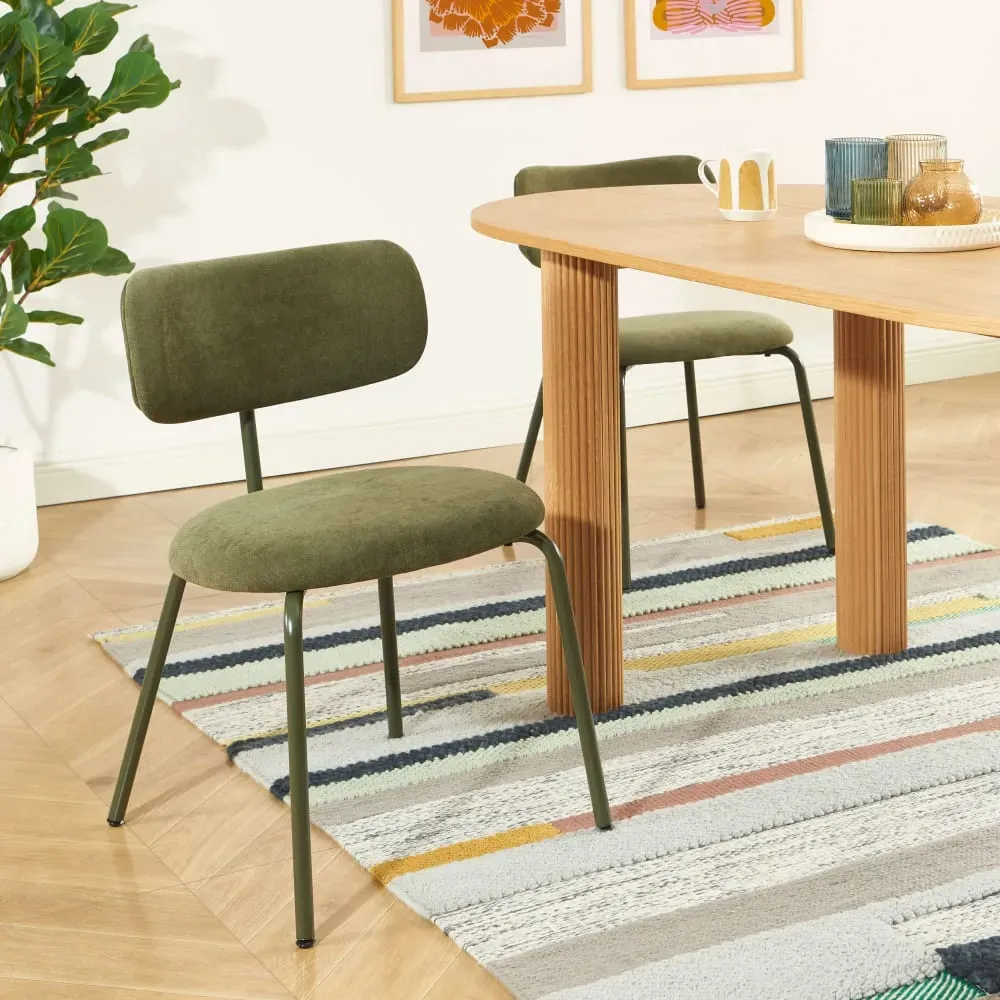 Illustration numéro 2 du produit Lot de 2 chaises tissu et pieds métal vert olive