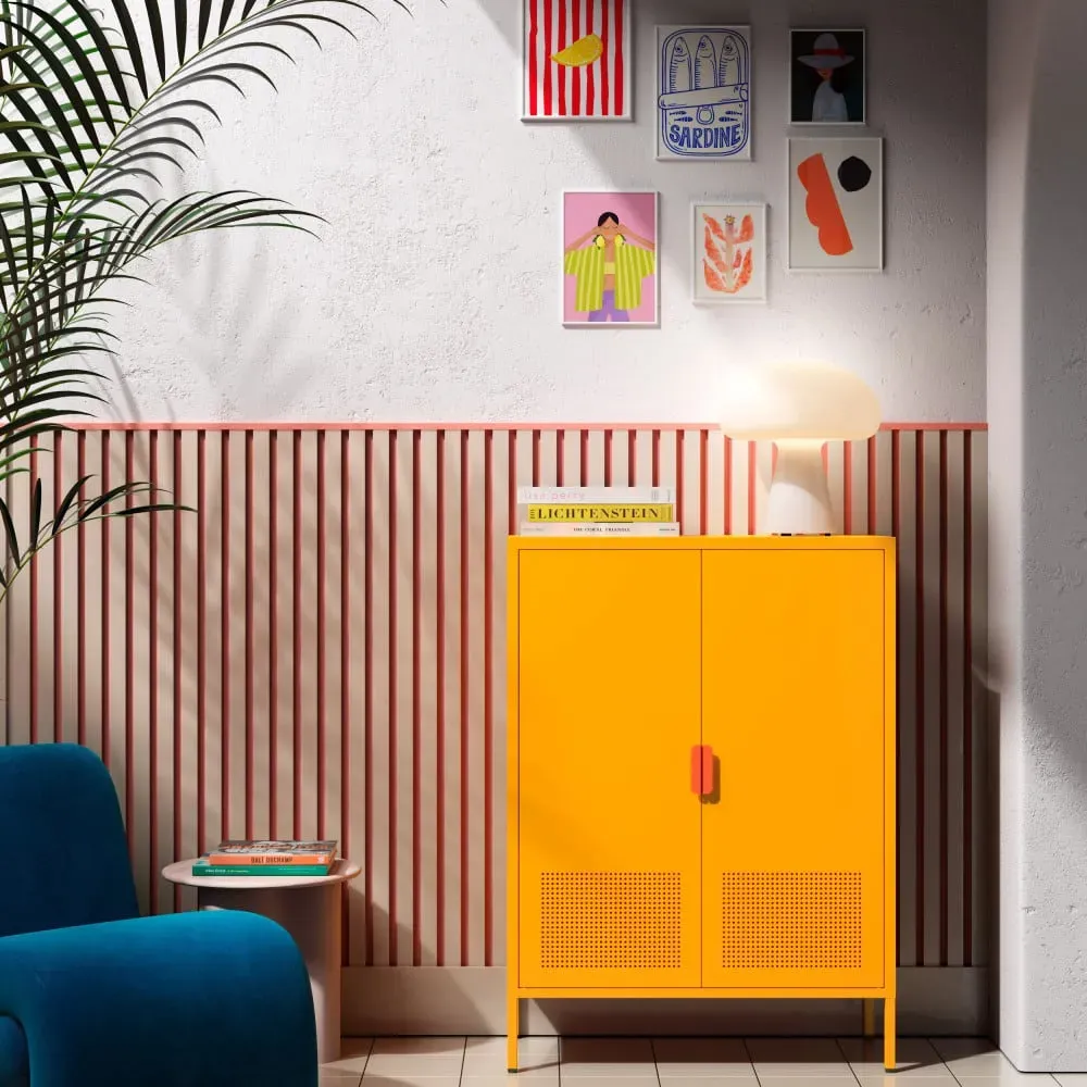 Illustration numéro 2 du produit Buffet haut 2 portes en métal H110cm - Orange