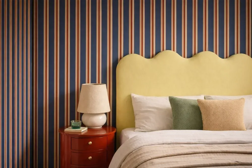 Illustration numéro 2 du produit Tête de lit rembourrée forme ondulée 160x73,5cm