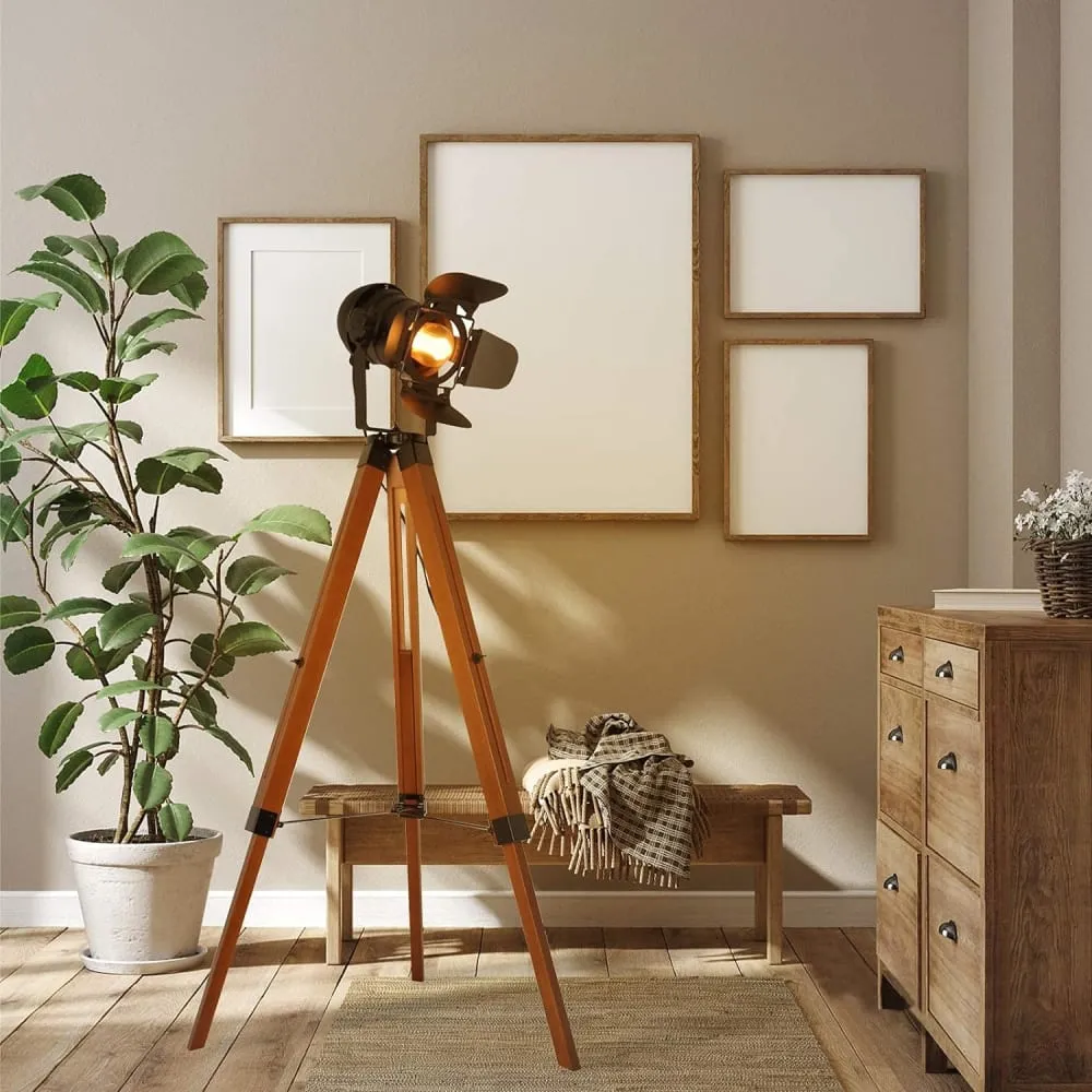 Illustration numéro 2 du produit Lampadaire cinéma trépied en bois et métal noir H.140 cm