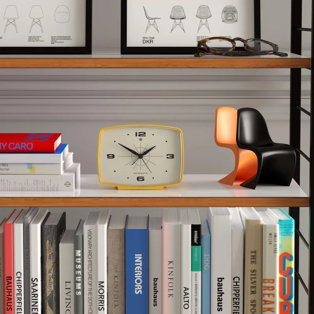 Illustration numéro 2 du produit Réveil rétro rond en métal jaune vif