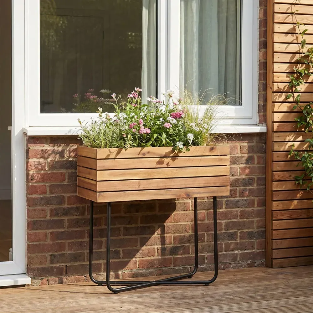 Illustration numéro 2 du produit Jardinière en bois et métal H62cm - Bois clair