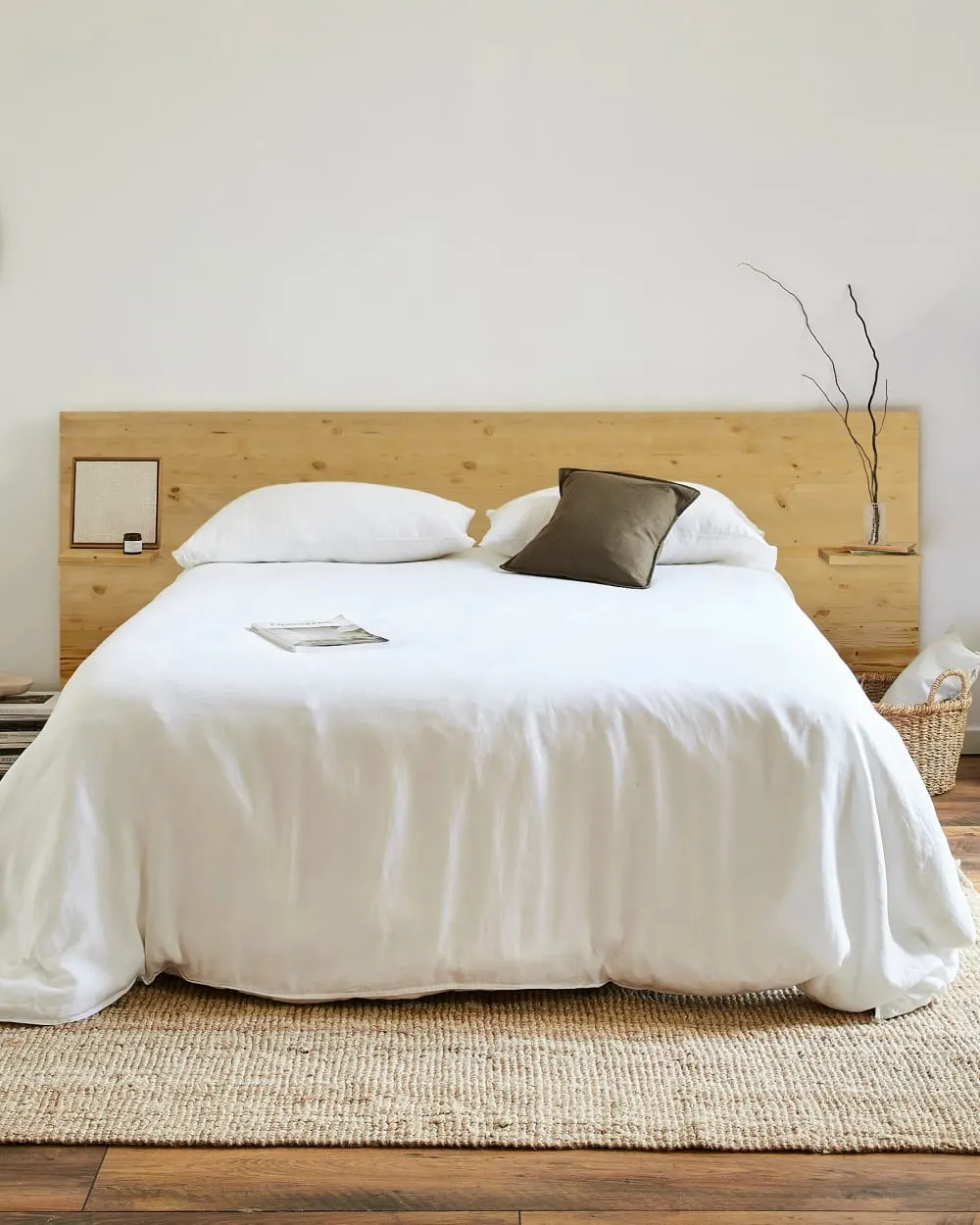 Illustration numéro 2 du produit Tête de lit avec chevet bois naturel 220 cm