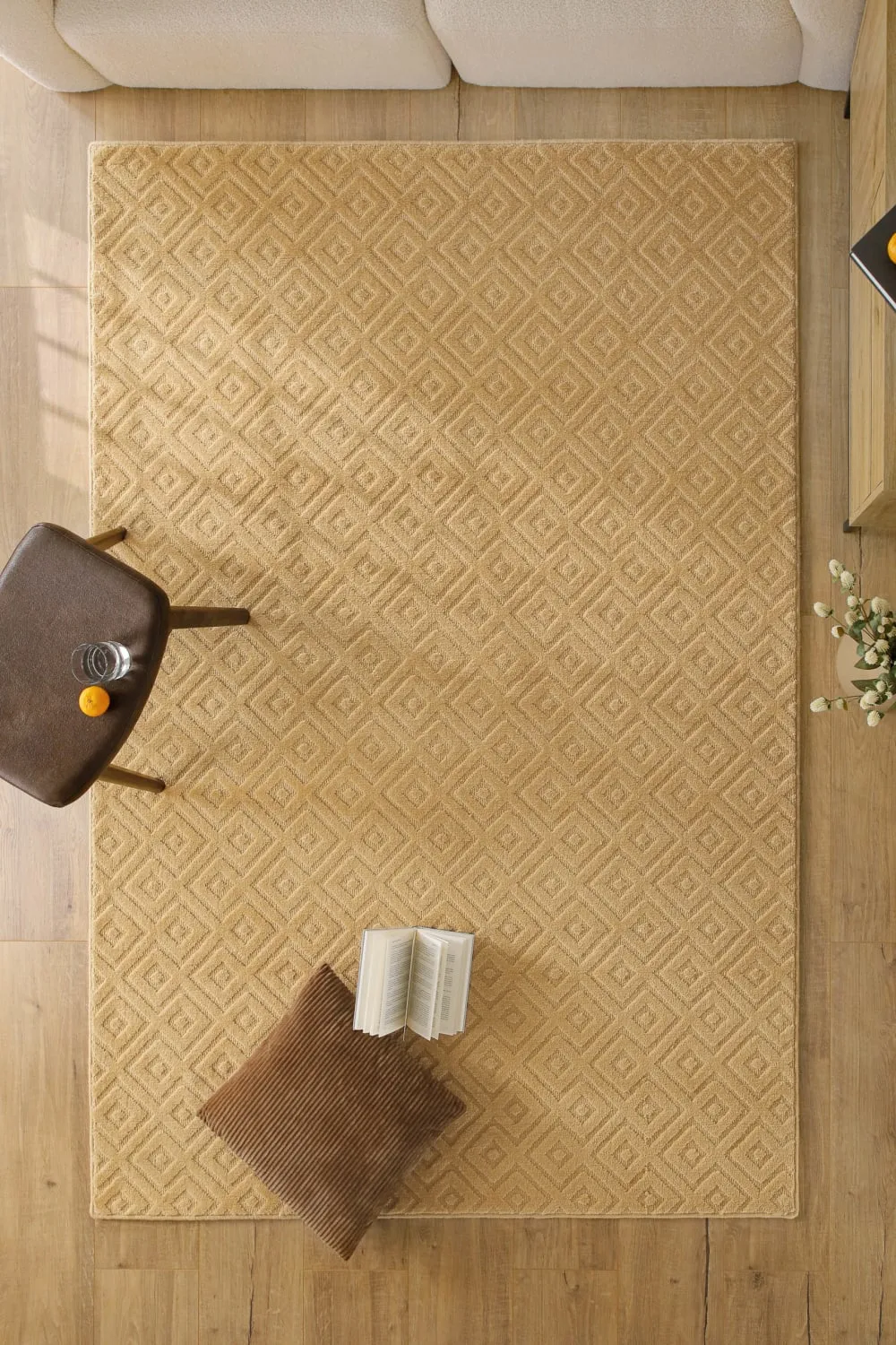 Illustration numéro 2 du produit Tapis en laine avec relief beige sable 160x230