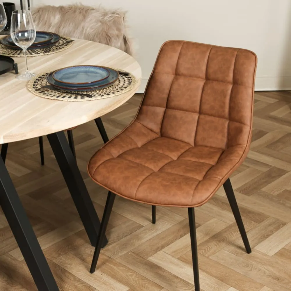 Illustration numéro 2 du produit Table à manger ronde 120cm en bois de chêne FSC 120x120x75cm