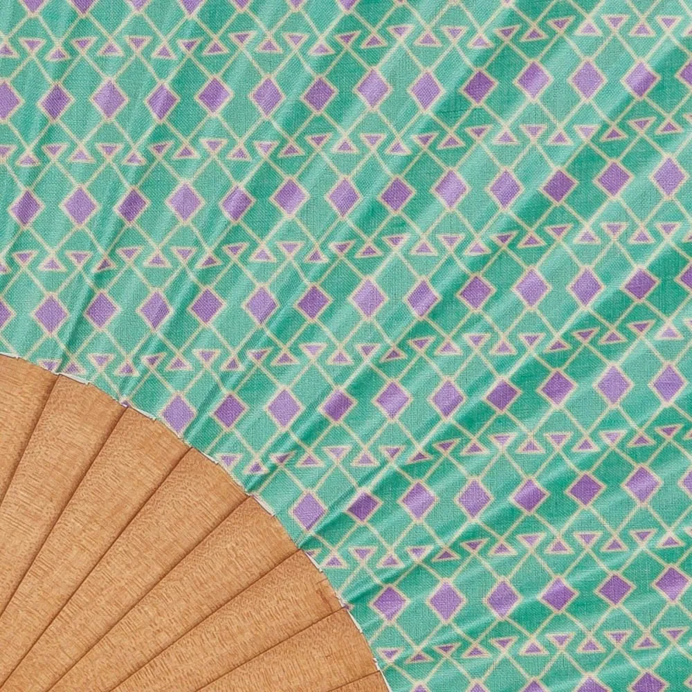 Illustration numéro 2 du produit Eventail bois de merisier motif graphique vert