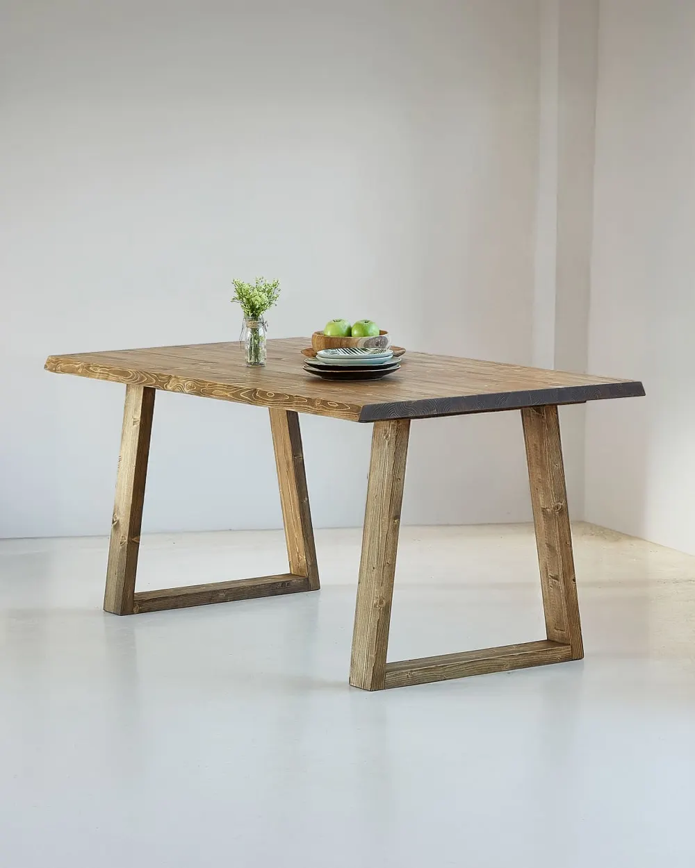 Illustration numéro 2 du produit Table à manger sapin massif marron 140x85 cm