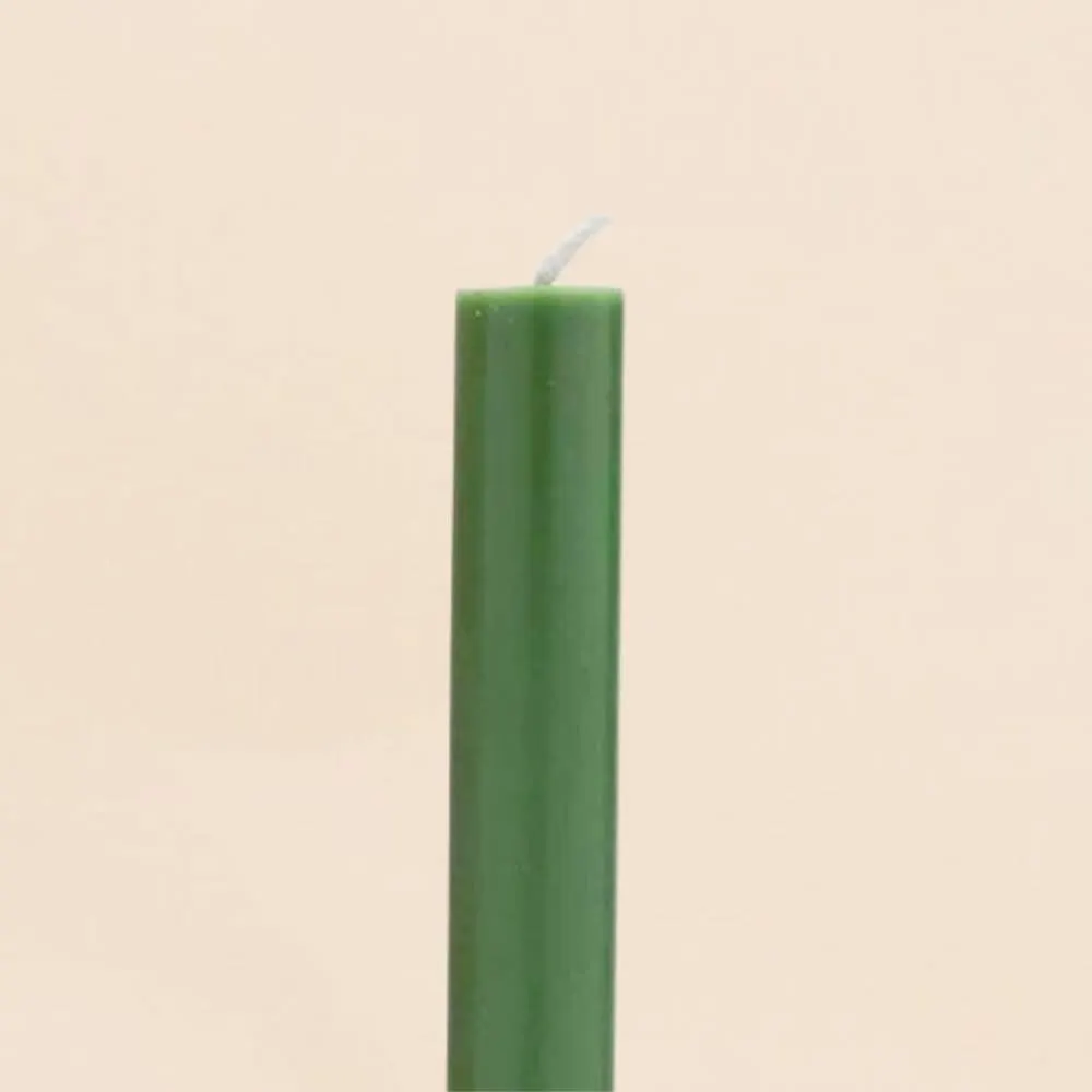 Illustration numéro 2 du produit Set de 10 bougies cierges matcha 20 cm