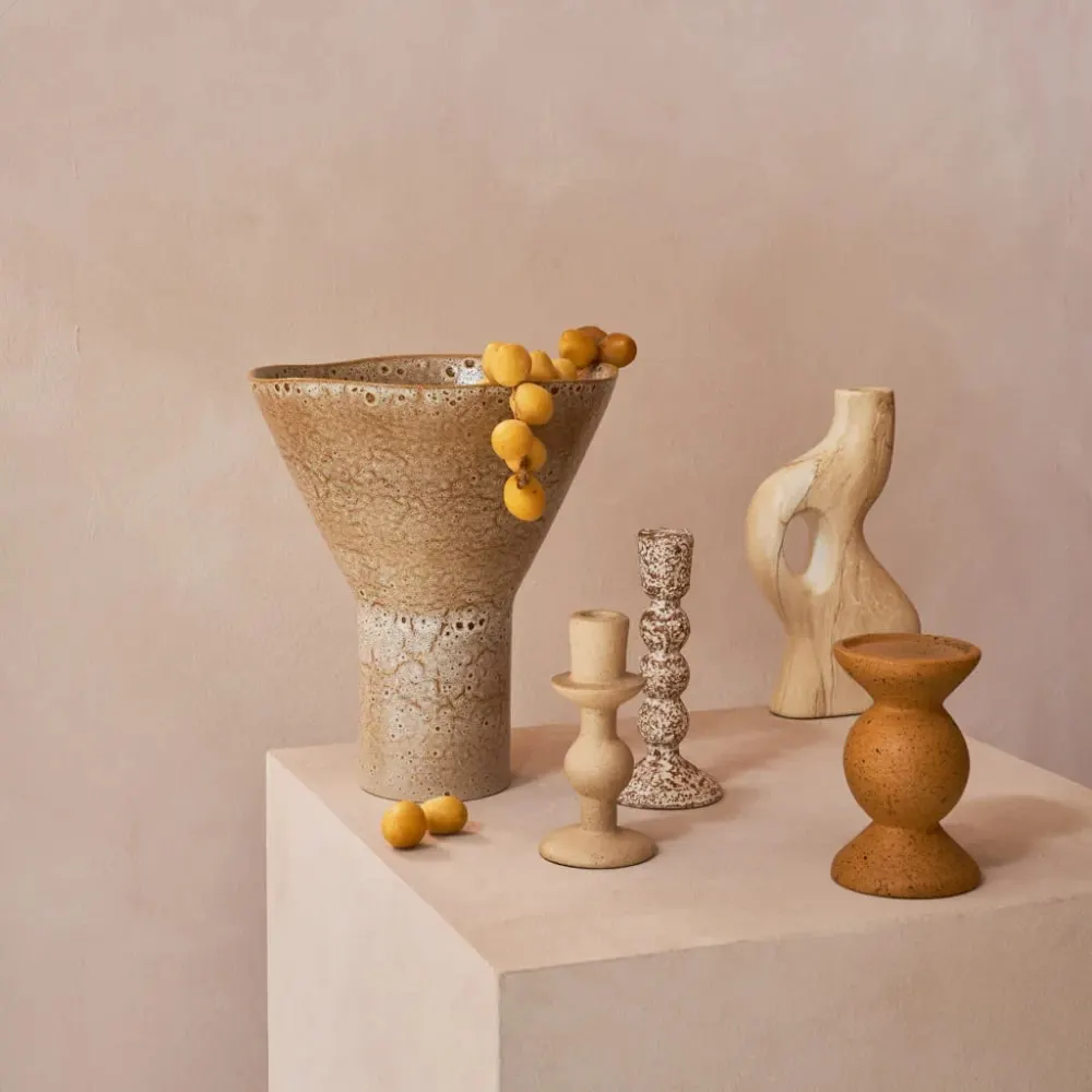 Illustration numéro 2 du produit Vase en céramique beige ø 25 * 28.5  cm