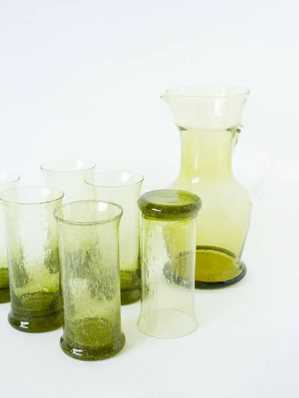 Illustration numéro 2 du produit Service à orangeade en verre bullé de Biot, Long Drink, vert, 1960