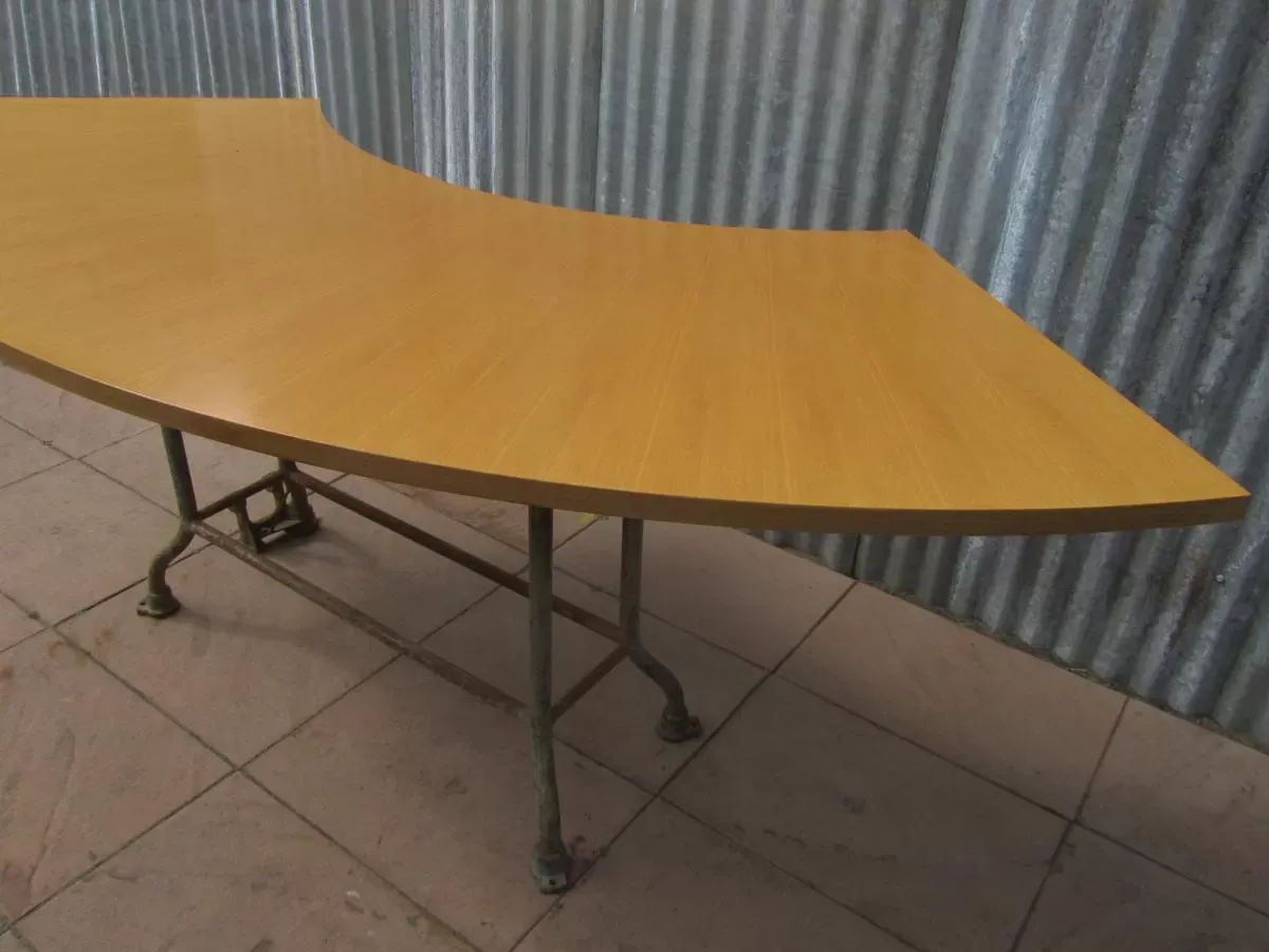 Illustration numéro 2 du produit Industrial office, writing desk