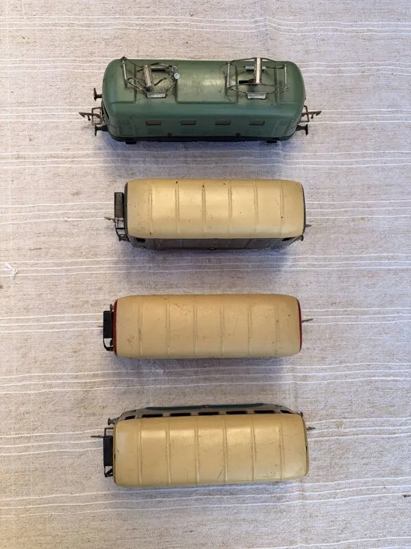 Illustration numéro 2 du produit Trains miniatures JEP
