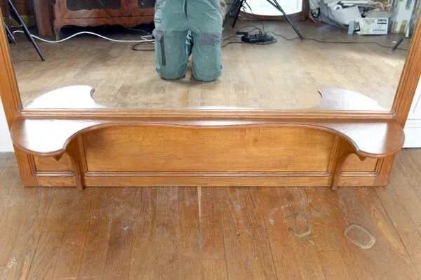 Illustration numéro 2 du produit Important miroir en chêne sculpté, Art Nouveau, Circa 1910