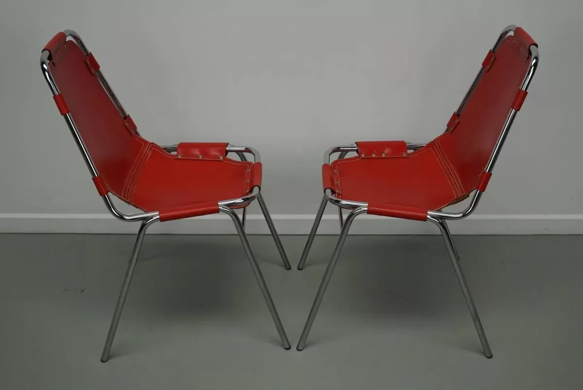 Illustration numéro 2 du produit Ensemble de deux chaises rouges par Dalvera pour Les Arcs, 1960s