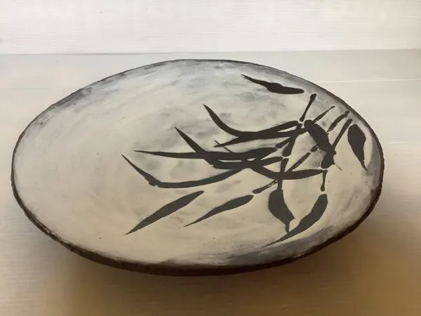 Illustration numéro 2 du produit Grand vide poche céramique signée