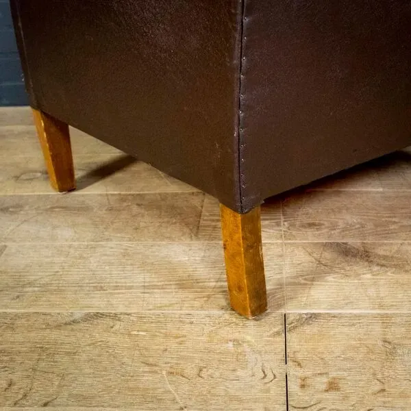 Illustration numéro 2 du produit Fauteuil club