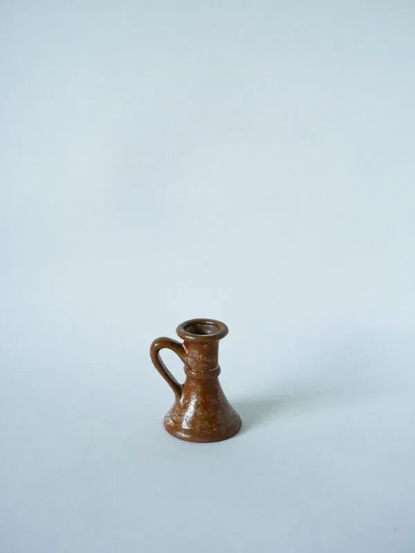 Illustration numéro 2 du produit Bougeoir en grès émaillé 1970