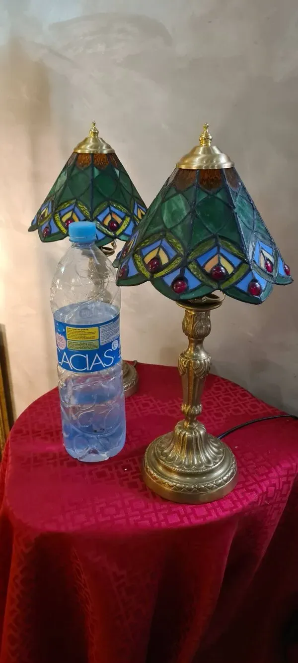 Illustration numéro 2 du produit Paire lampe bronze ancienne abat jour verre 44x21 vitrail style tiffany