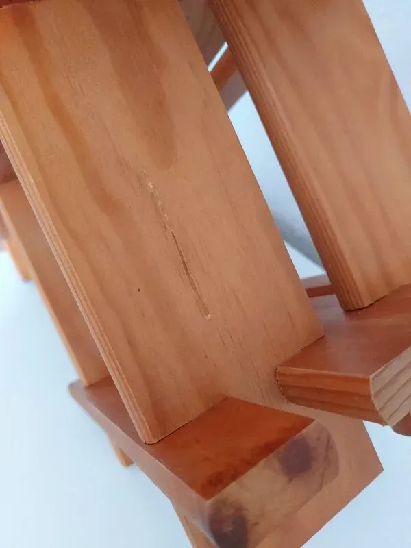 Illustration numéro 2 du produit Étagère vintage cruciforme en bois