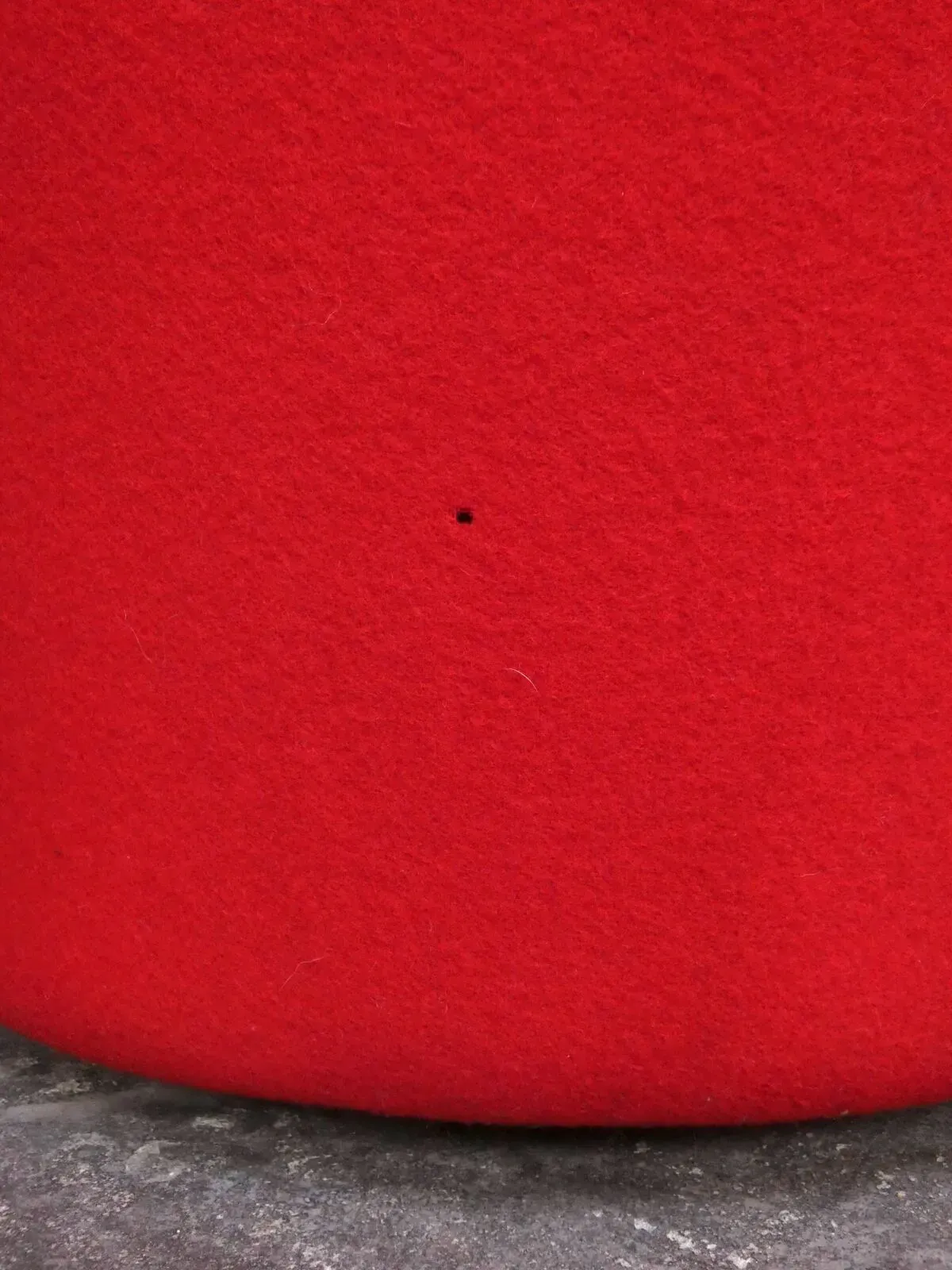 Illustration numéro 2 du produit Artifort modèle F560 - chaise champignon