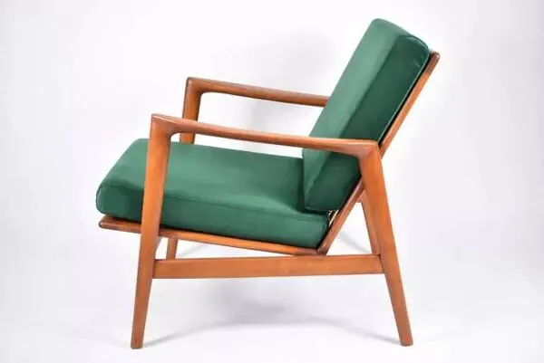 Illustration numéro 2 du produit Fauteuil scandinave restauré, icône des années 60, velours