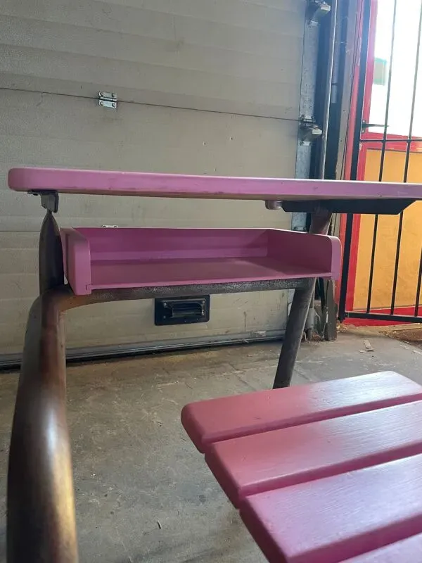 Illustration numéro 2 du produit Pupitre simple bois