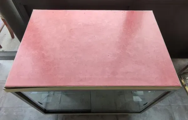 Illustration numéro 2 du produit Vitrine vintage