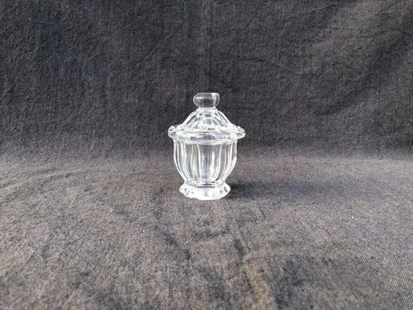 Illustration numéro 2 du produit Vintage Baccarat Crystal Mustard/Jam/Honey Jar, Harcourt Missouri Model