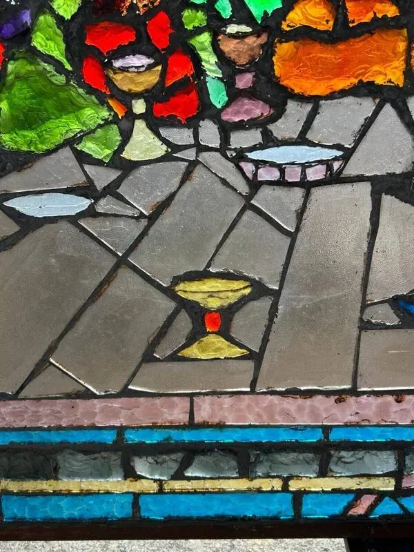 Illustration numéro 2 du produit Grand vitrail la cène circa 1960 - blocs de verre bruts - h 119 x l 161 cm