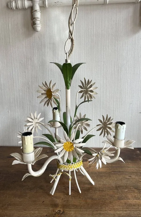 Illustration numéro 2 du produit Lustre tôle masca marguerites 3 branches
