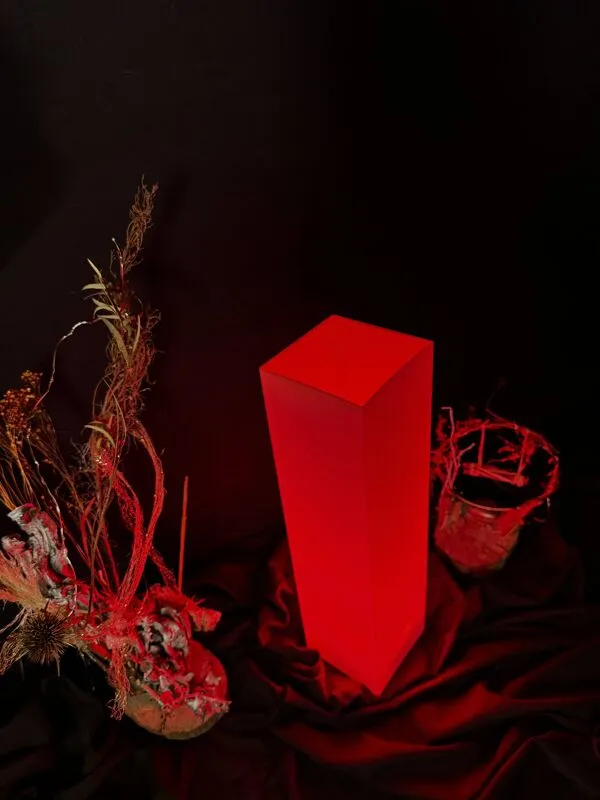 Illustration numéro 2 du produit Lampe à poser Opaline vianne SCE vintage Colonne 40x10x10 New old Stock NOS