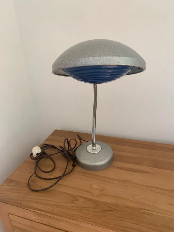 Illustration numéro 2 du produit Lampe de bureau industrielle Solère Paris - circa 1950