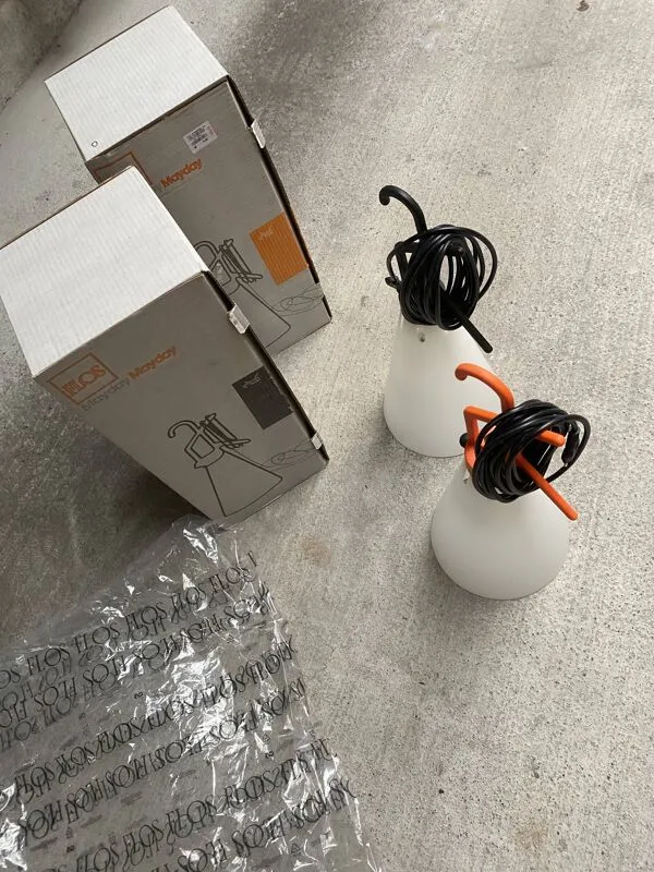 Illustration numéro 2 du produit Lampe flos