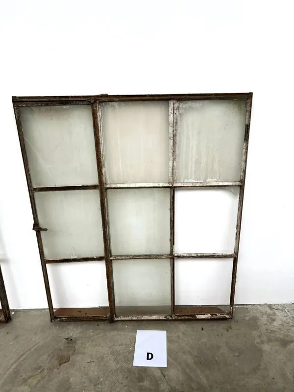 Illustration numéro 2 du produit Verrière atelier ancienne acier avec ouvrant