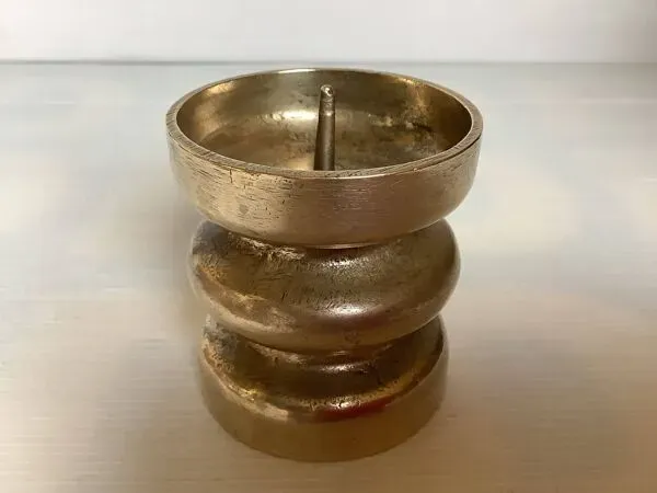 Illustration numéro 2 du produit Bougeoir en bronze