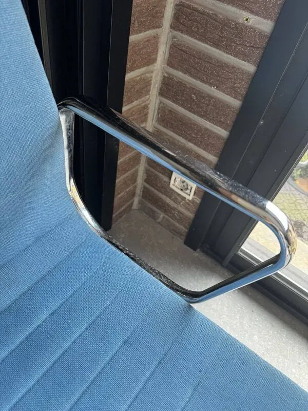 Illustration numéro 2 du produit Fauteuil de Bureau Ea 119 Charles Eames VITRA