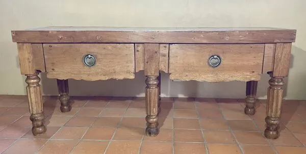 Illustration numéro 2 du produit Billot de boucher des années 50.