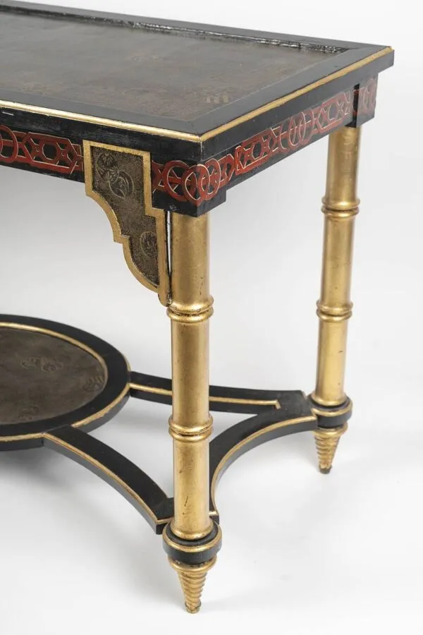 Illustration numéro 2 du produit Rare Console Japonisante circa 1885