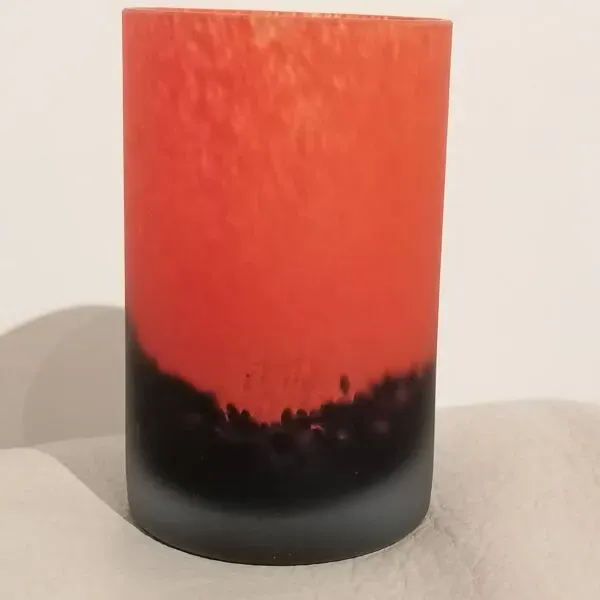 Illustration numéro 2 du produit Vase art déco pâte de verre ancien signé Laflor